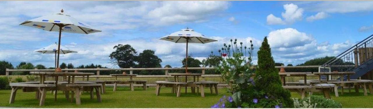 The Queens At Horton Telford Luaran gambar